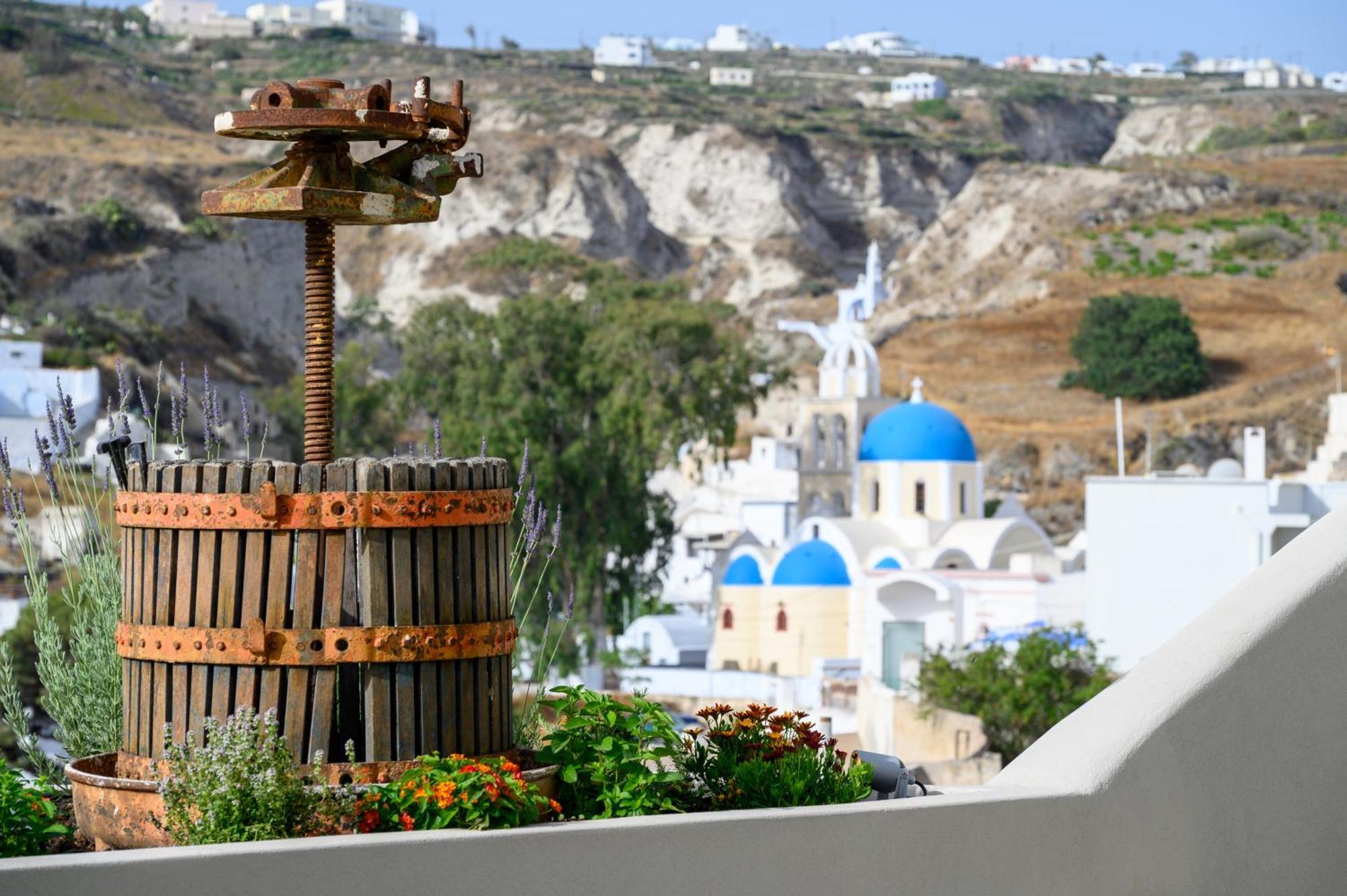Vóthon Galaria Serenity Suites מראה חיצוני תמונה