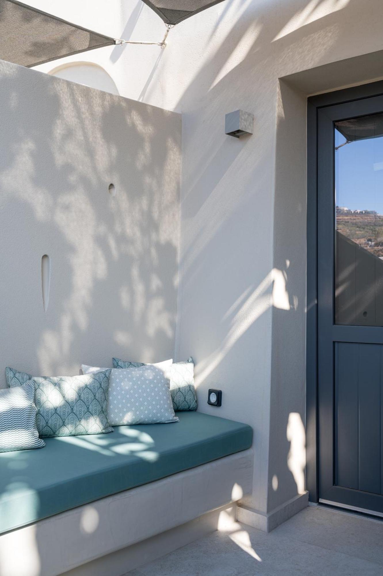 Vóthon Galaria Serenity Suites מראה חיצוני תמונה
