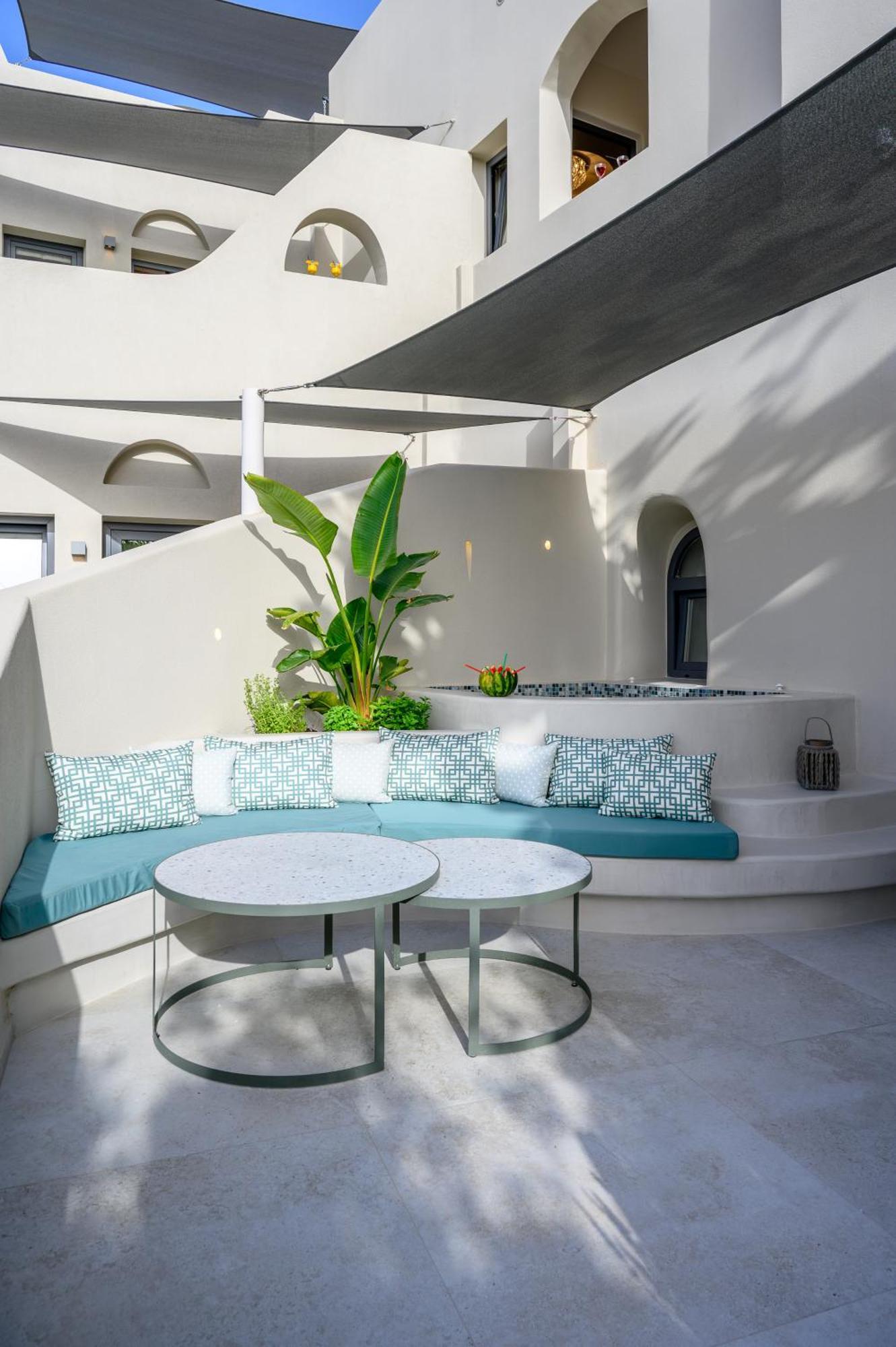 Vóthon Galaria Serenity Suites מראה חיצוני תמונה